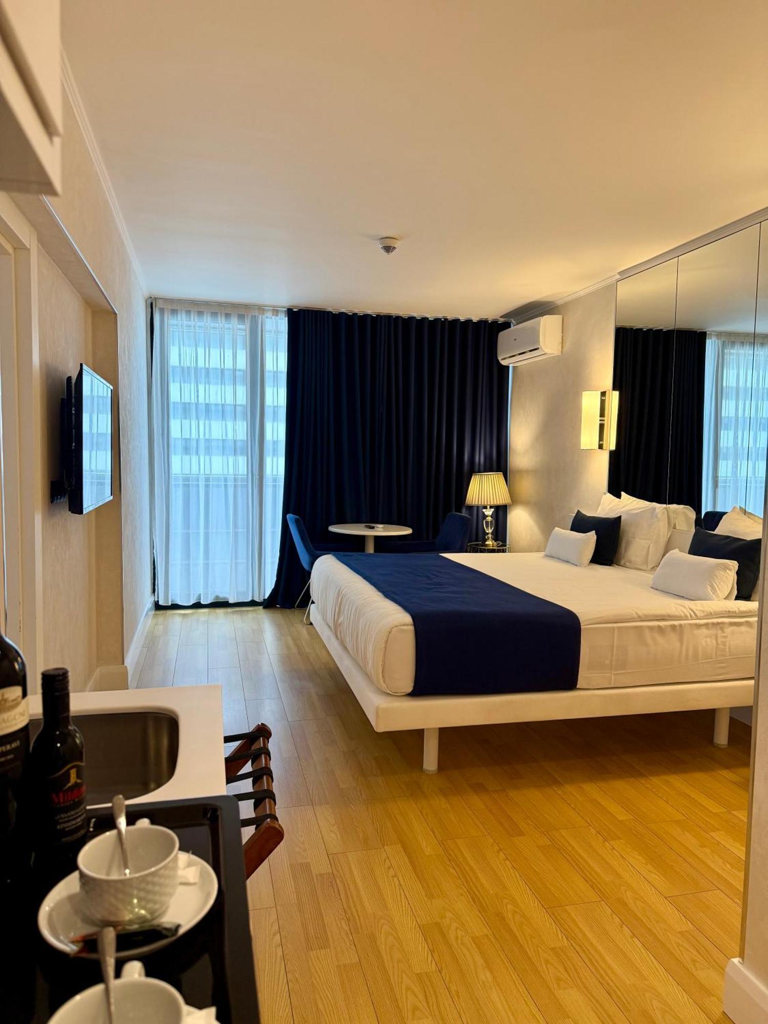 Seaside Vip Hotel Batumi Zewnętrze zdjęcie