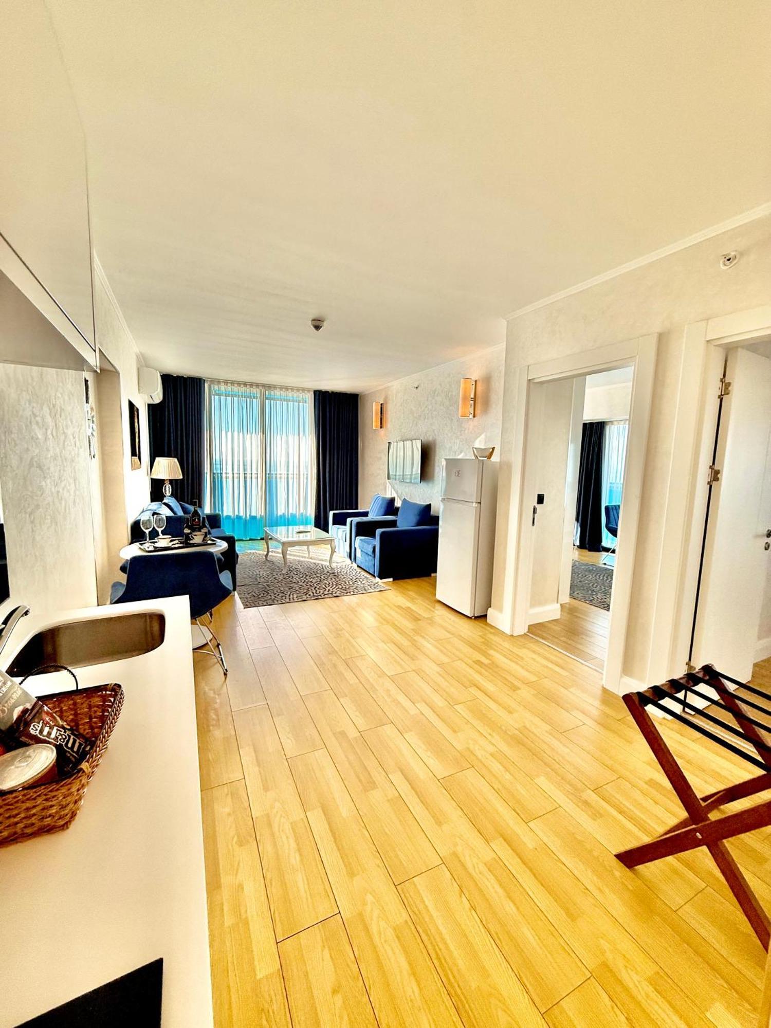 Seaside Vip Hotel Batumi Zewnętrze zdjęcie
