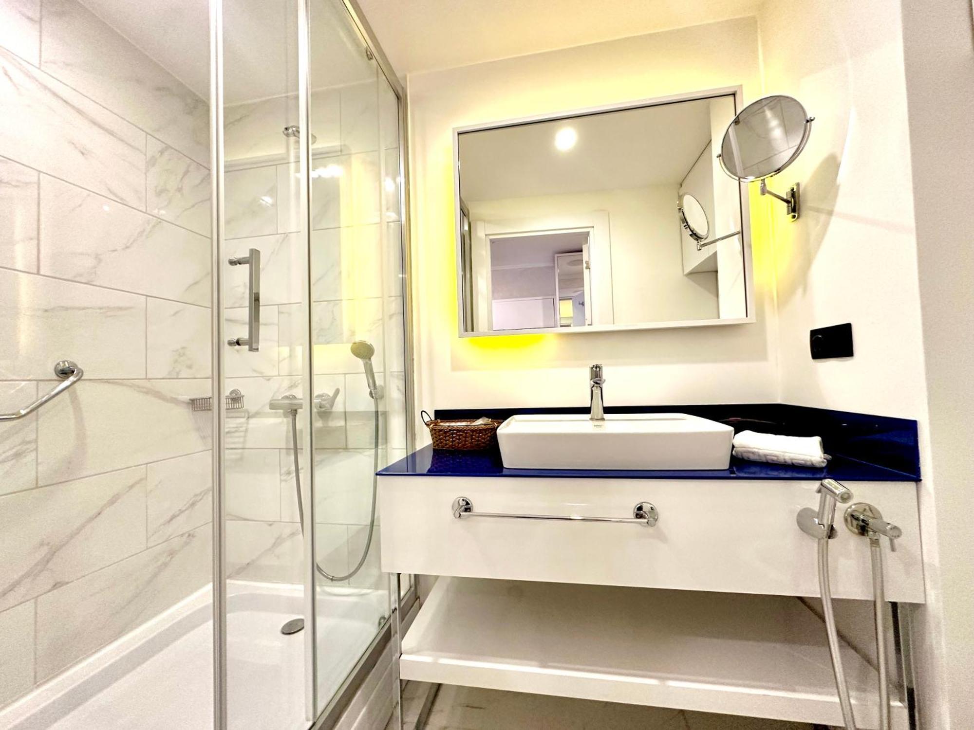 Seaside Vip Hotel Batumi Zewnętrze zdjęcie